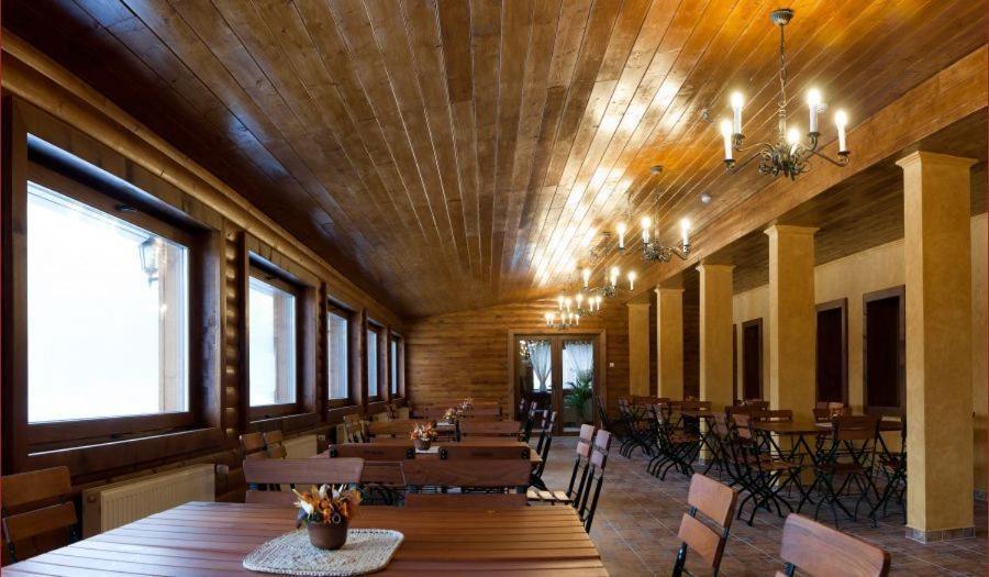 Hotel Ozon Harghita-Bai Ngoại thất bức ảnh